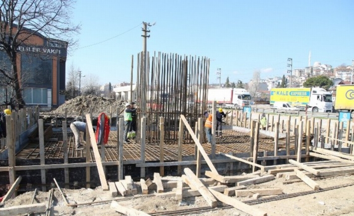 Kocaeli Kuruçeşme tramvay tüm hızıyla devam ediyor