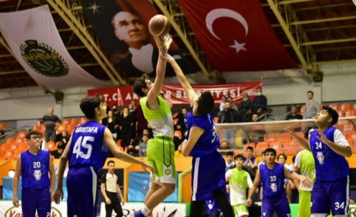 Manisa Büyükşehir'in 'U-16'sı şampiyon oldu