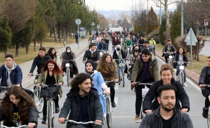 ERÜ’de pedallar '8 Mart' için çevrildi