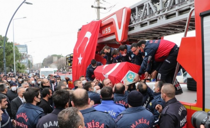 Manisa Büyükşehir’den vefat eden itfaiye personeline veda