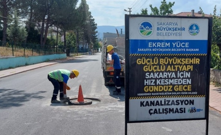 Konforlu ulaşım için Geyve’de 600 kapağa müdahale edildi