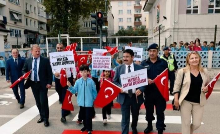 Bursa Mudanya’da 'kırmızı çizgi' farkındalığı