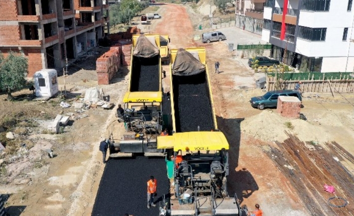 Bursa Osmangazi'de kış öncesi 4 kilometrelik yol asfaltlandı