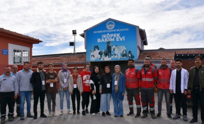 Kayseri Kocasinan hayvan sevgisi aşılıyor