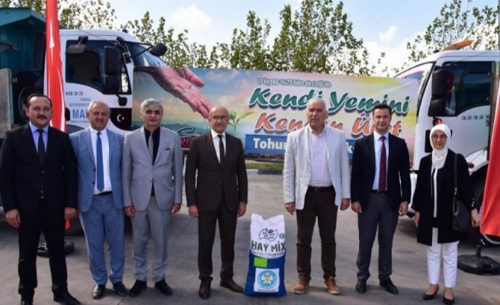 Manisalı üreticiler kendi yemini kendi üretecek