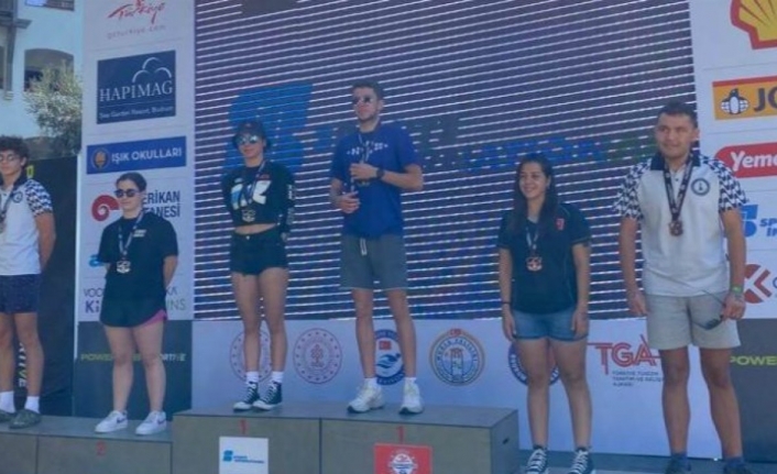 Ordu'nun altın kızı Selinay, Triatlon şampiyonu oldu