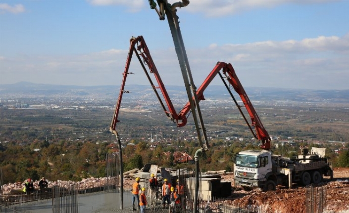 Kocaeli'de teleferik projesinin temel betonu atıldı