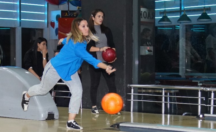 İstanbul Beylikdüzü'nde 'bowling' heyecanı