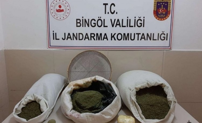 Bingöl’de 24 kilogram toz esrar ele geçirildi