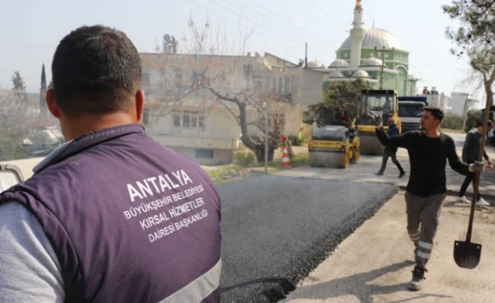 Antalya kırsalına sıcak asfalt