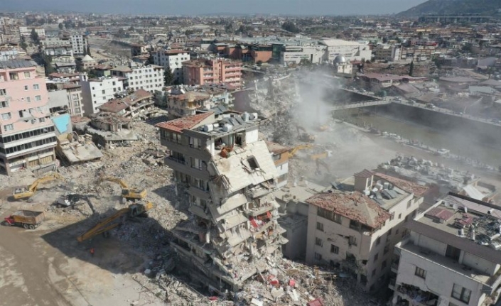 Kocaeli, Hatay’da 51 binanın yıkımını yaptı