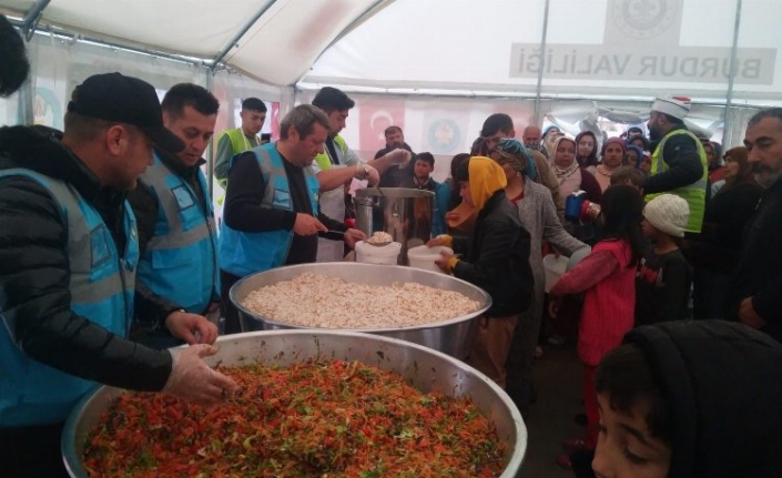 Manisa gönüllerde de, iftar ve sahurda da beraber