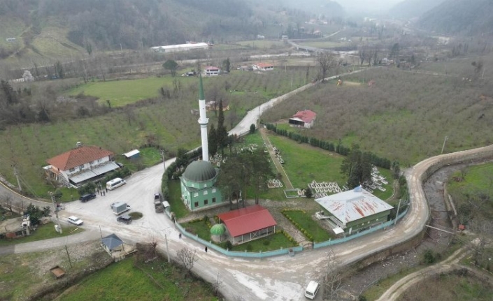 Sakarya Akyazı'da beton yol çalışmaları tamamlandı