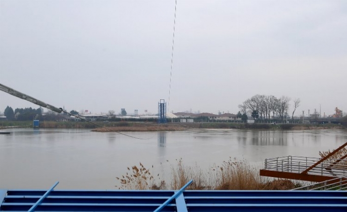 Sakarya Nehri’nde 'zipline' heyecanı