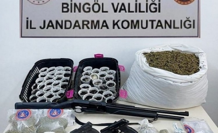 Bingöl merkezli iki ilin 'kök'ü kurutuluyor! 15 gözaltı