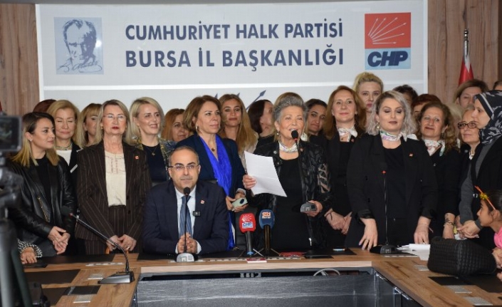 CHP'li kadınlar Bursa'da salona sığmadı