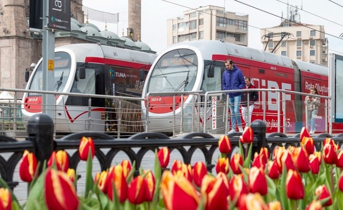 Kayseri'de tramvaydan yoğun mesai