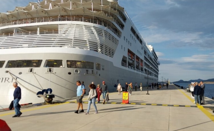 Bodrum Cruise Port yılın ilk gemisini ağırladı