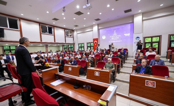 Başkan Alemdar vatandaşa meclisin kapısını açtı