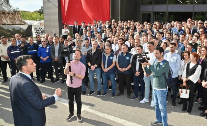 Başkan Zeyrek’ten memur ve sözleşmeli personele tavan ücret müjdesi