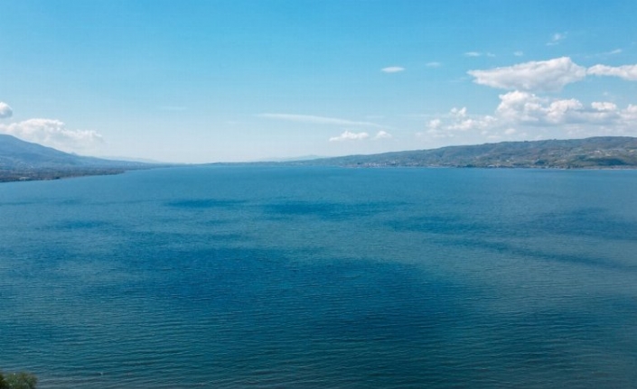 Sapanca'ya 'bereket' yağdı! Tasarrufu elden bırakmayalım!