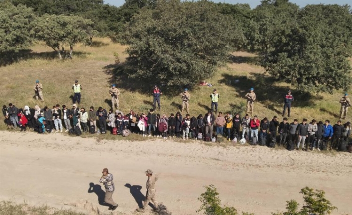 Edirne'de göçmen kaçakçılarına operasyon