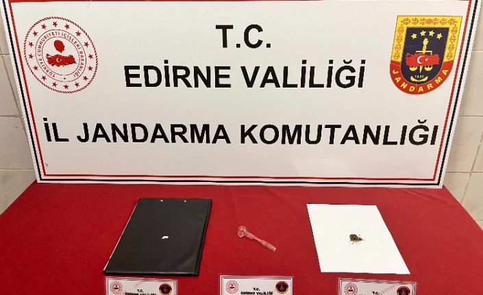 Kaçakçılıkla mücadelede uyuşturucu ele geçirdi!