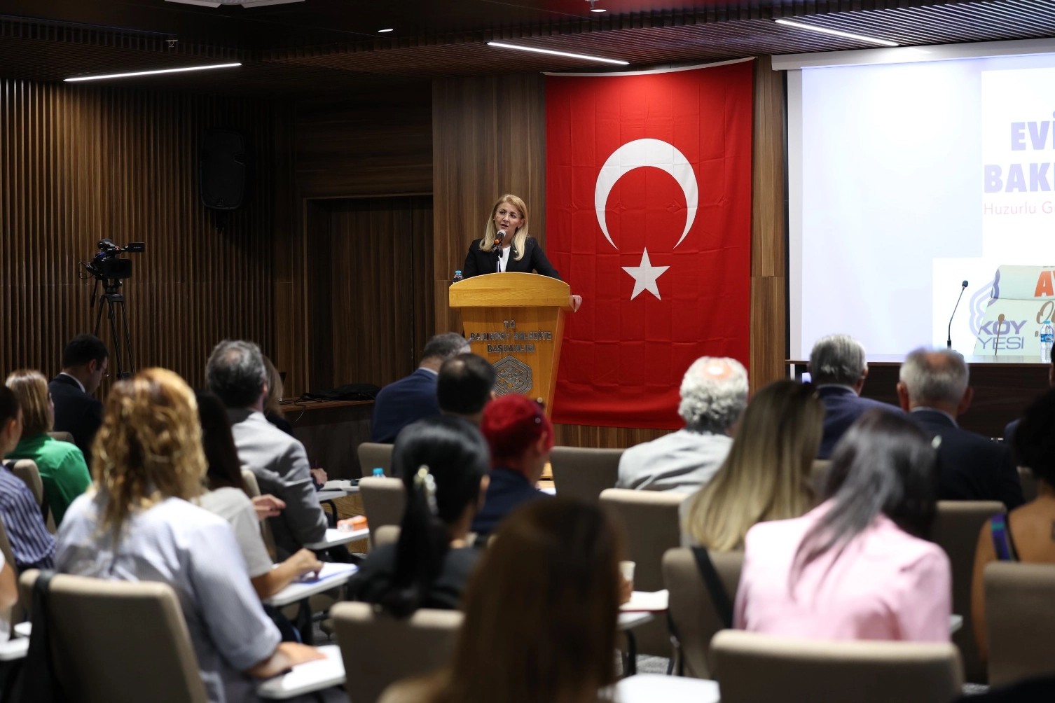 İstanbul Bakırköy'de Başkan Ovalıoğlu muhtarlarla buluştu