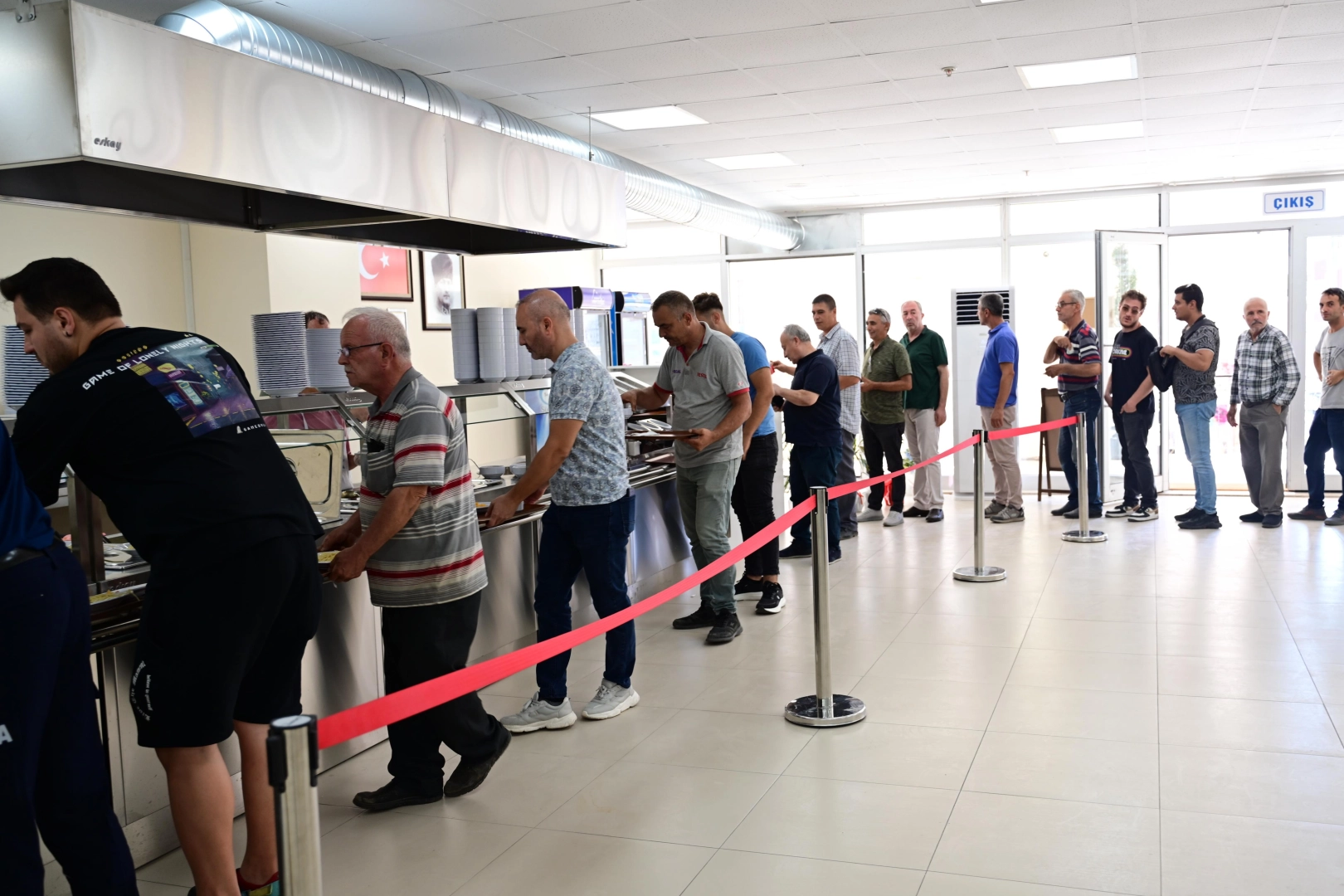 Bursa Karacabey'de kent lokantasına yoğun ilgi