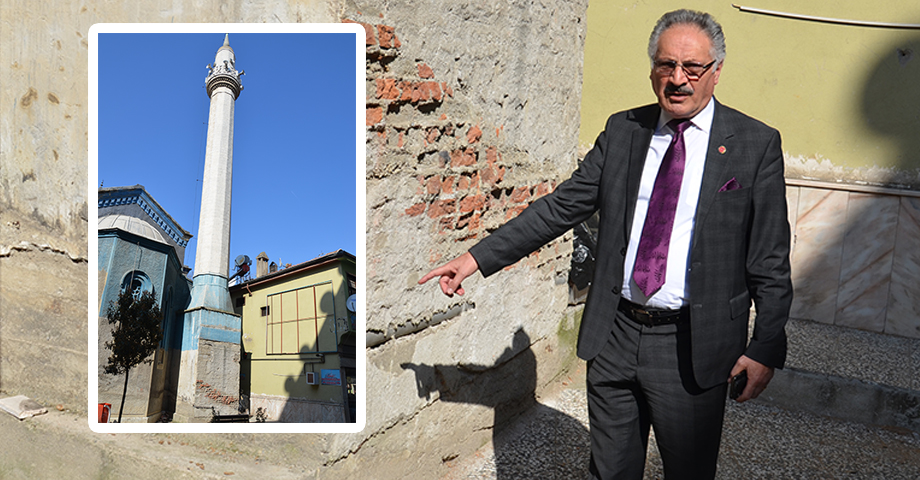 Tehlike Saçan Minareye Belediye El Attı