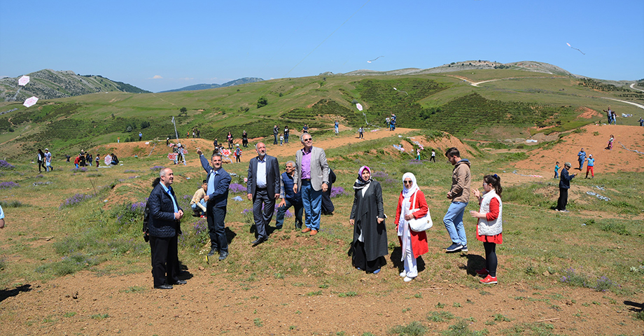 Gökyüzü “Uçurtma Şenliği” İle Renklendi