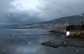 Dikkat! Gemlik'te Kar Yağışı Başladı